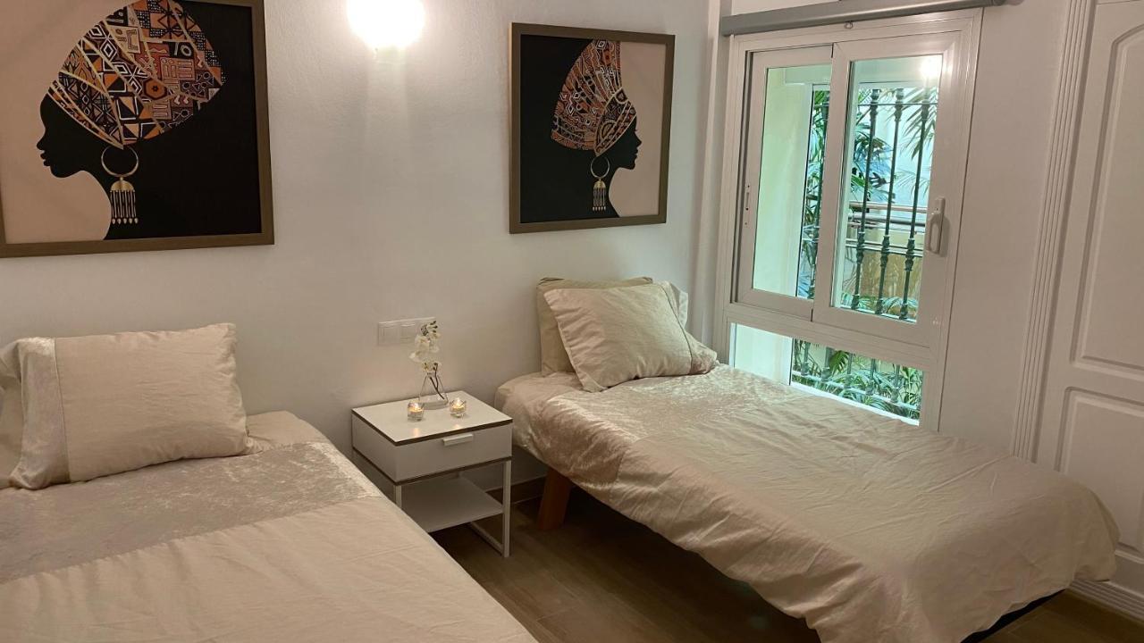 Capaldi Luxury Holiday Rentals Puerto Marina Benalmádena Buitenkant foto