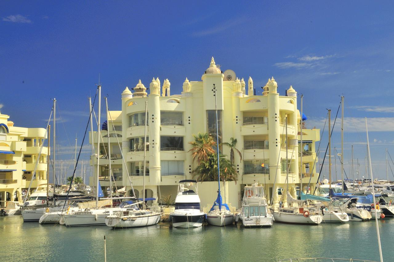 Capaldi Luxury Holiday Rentals Puerto Marina Benalmádena Buitenkant foto
